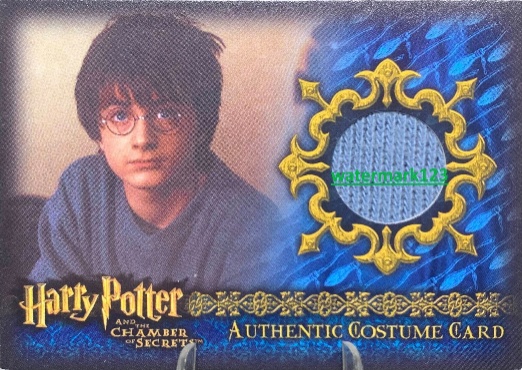 C11 - Harry Potter's Blue Jumper and Red Scarf - Front