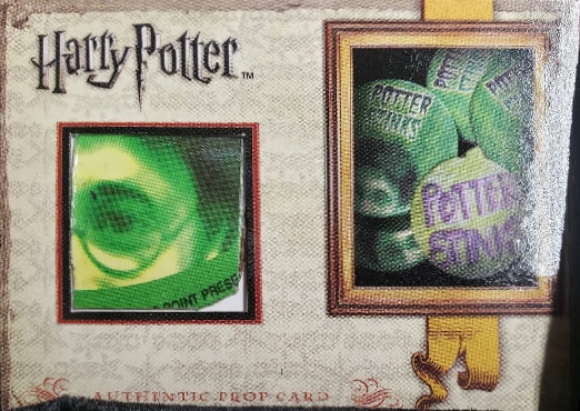 01 - Potter Stinks Button - Front