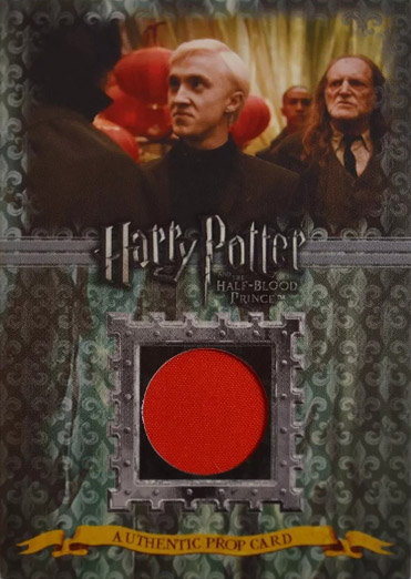 P1 - Slughorn's Christmas Party Lanterns - Front