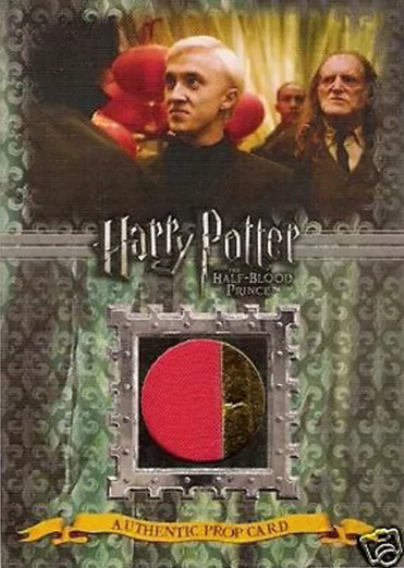 P1 - Slughorn's Christmas Party Lanterns - Front