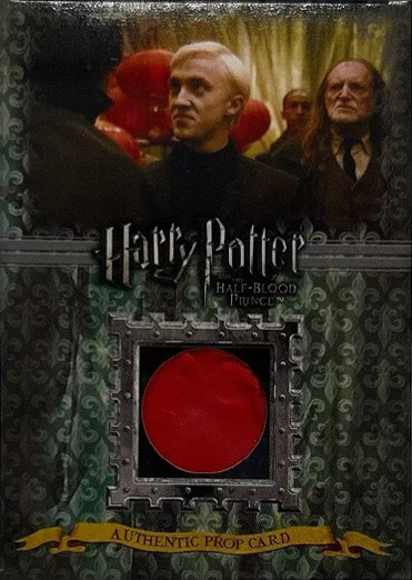 P1 - Slughorn's Christmas Party Lanterns - Front