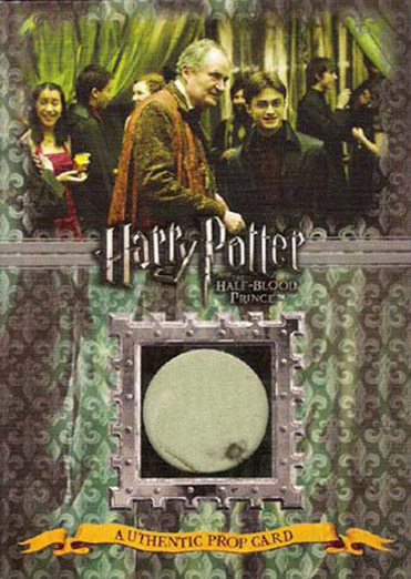 P6 - Slughorn's Christmas Party Drapes - Front