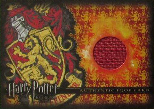 SDCC09 P1 - Gryffindor Quidditch Stand Material - Front