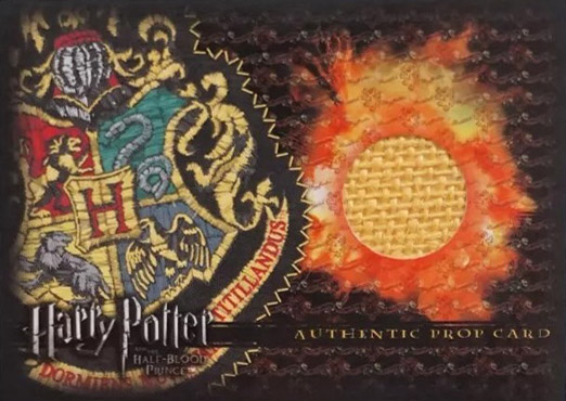 SDCC09 P2 - Hogwarts Quidditch Stand Material - Front